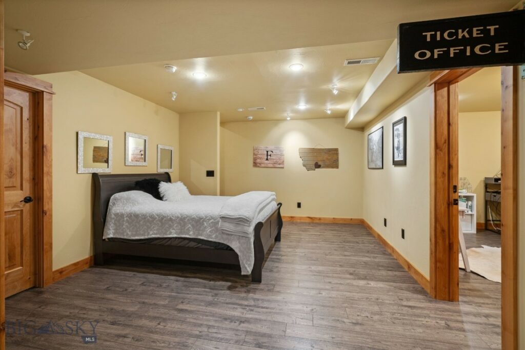 1 Candlelight Drive, Bozeman MT 59718