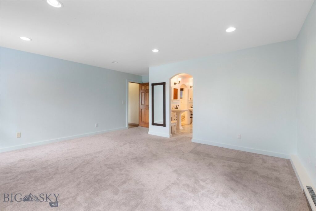1 Hitching Post Road, Bozeman MT 59715