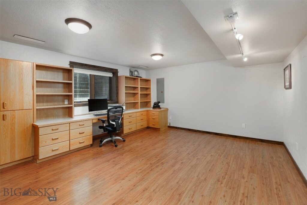 100 Erik Drive, Bozeman MT 59715