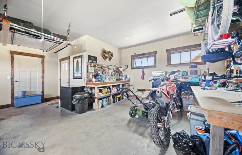 1023 Black Bull Trail, Bozeman MT 59718