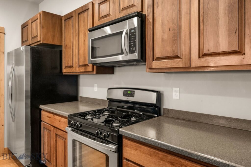 1025 Advance Drive, Bozeman MT 59718