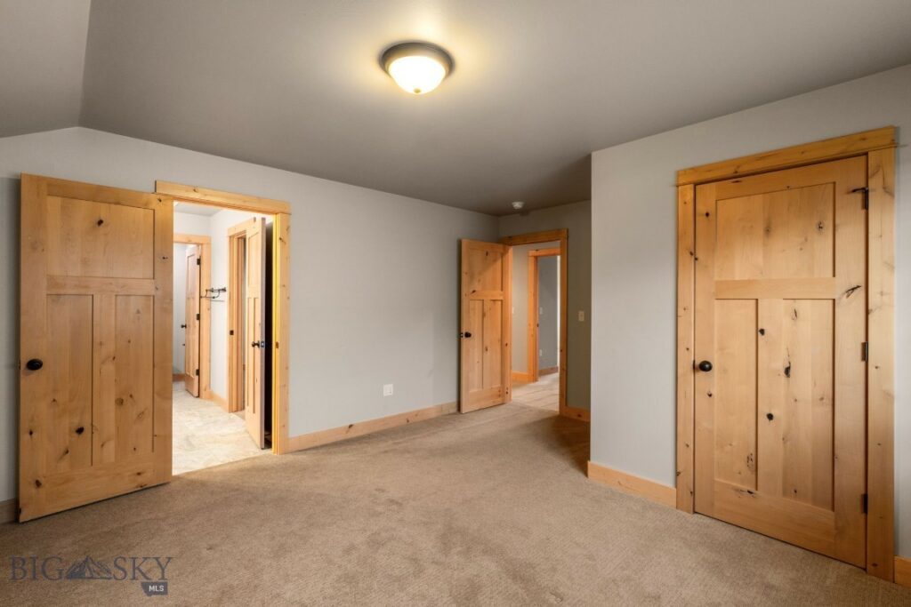 1025 Advance Drive, Bozeman MT 59718