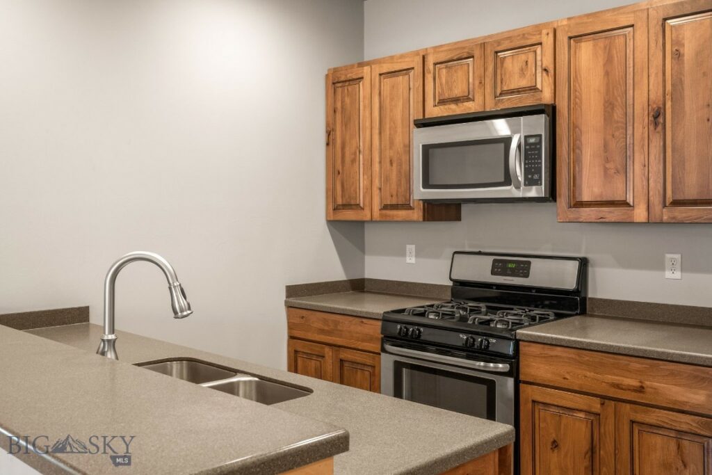 1025 Advance Drive, Bozeman MT 59718