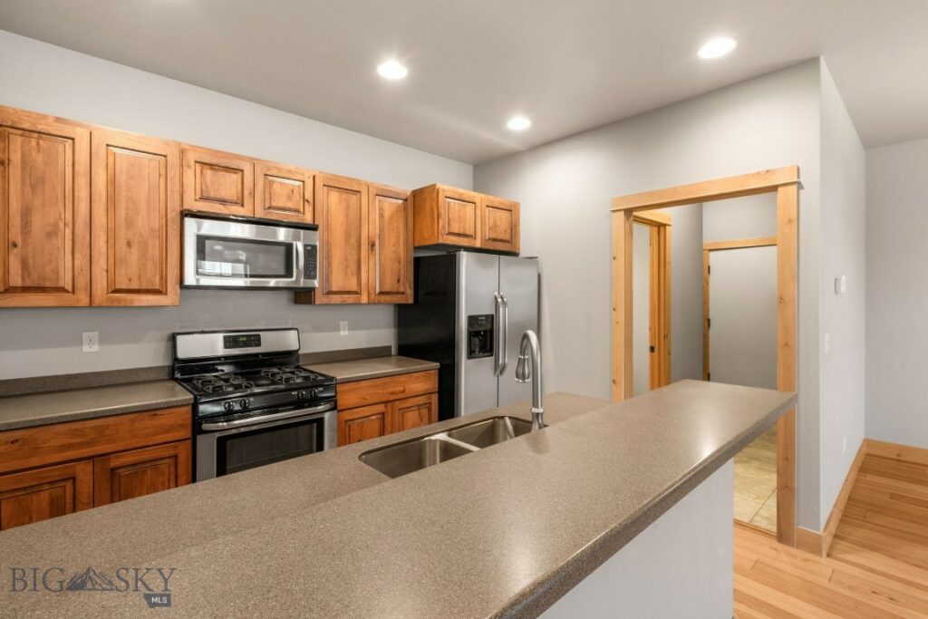 1025 Advance Drive, Bozeman MT 59718