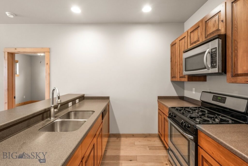 1025 Advance Drive, Bozeman MT 59718