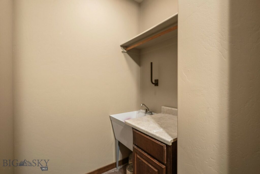 1035 Springbrook Ave, Bozeman MT 59718