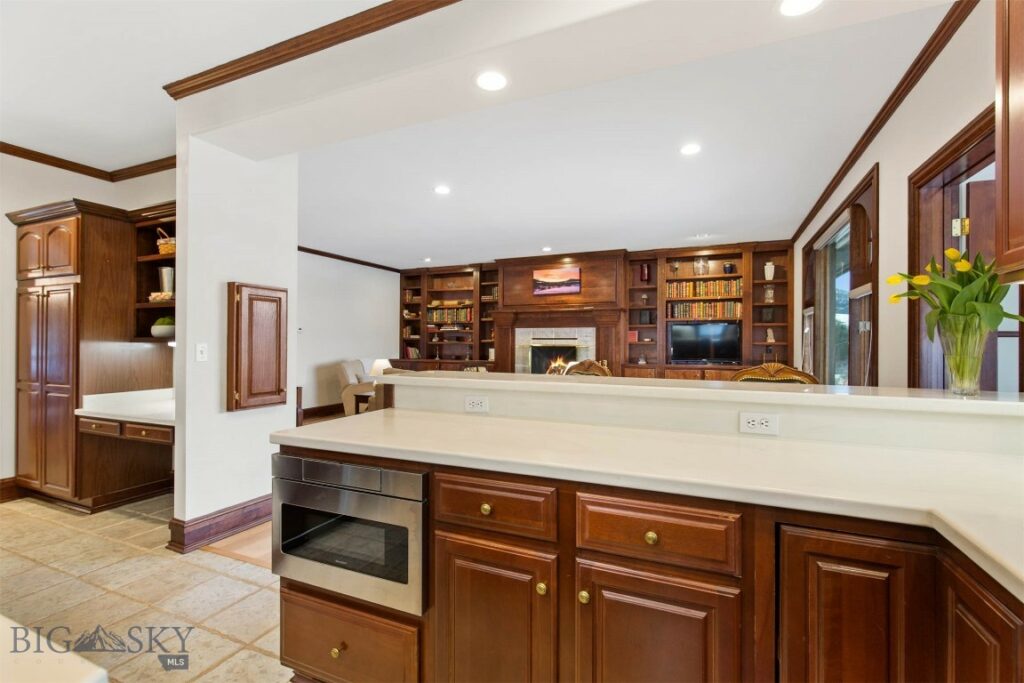 10423 Bridger Canyon Road, Bozeman MT 59715