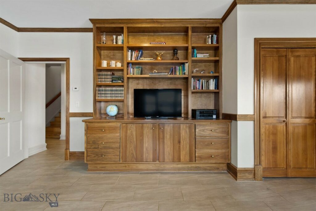 10423 Bridger Canyon Road, Bozeman MT 59715