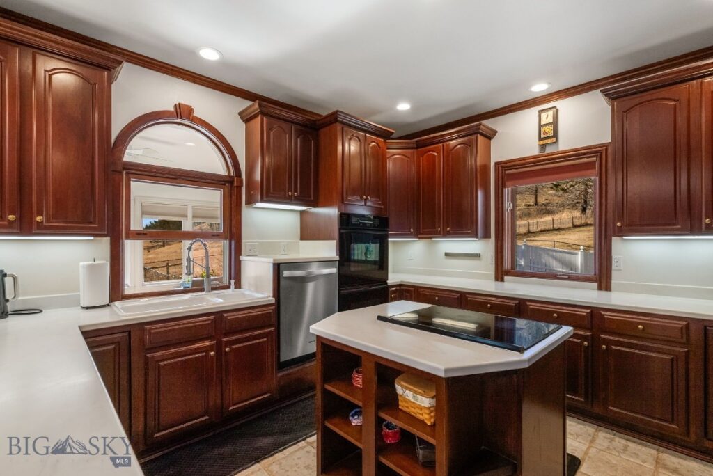 10423 Bridger Canyon Road, Bozeman MT 59715