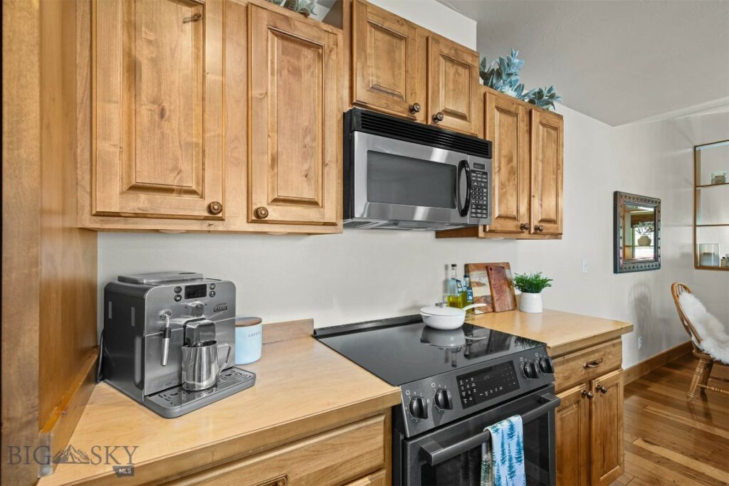 1052 Flanders Creek, Bozeman MT 59718