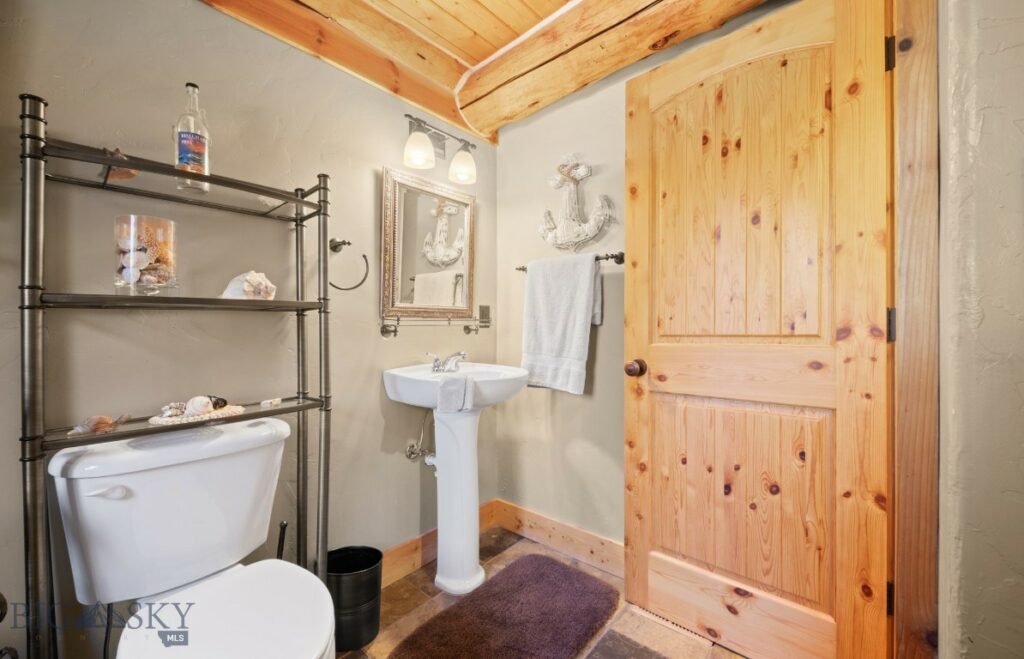 1062 Johnny Martinez Trail, Bozeman MT 59715
