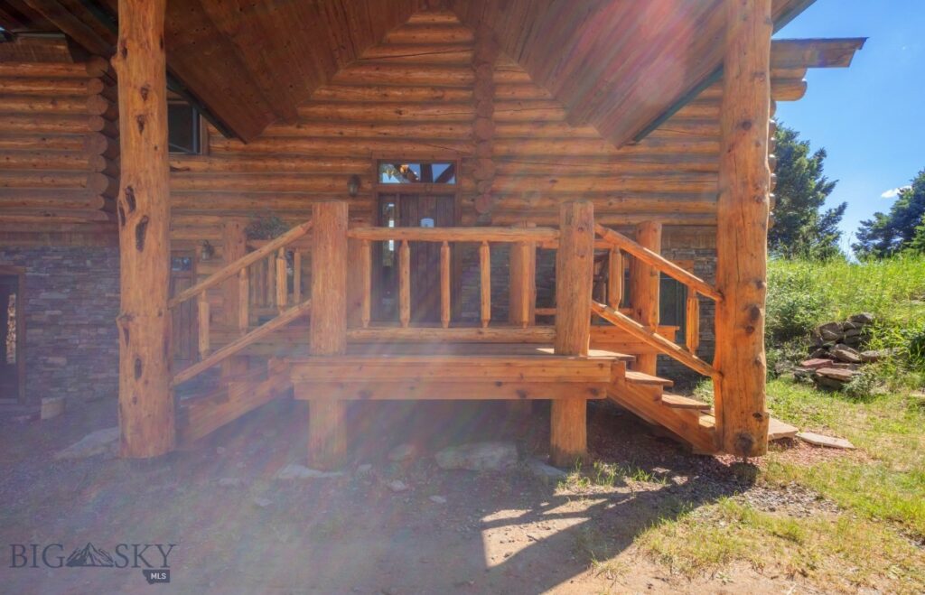 1062 Johnny Martinez Trail, Bozeman MT 59715