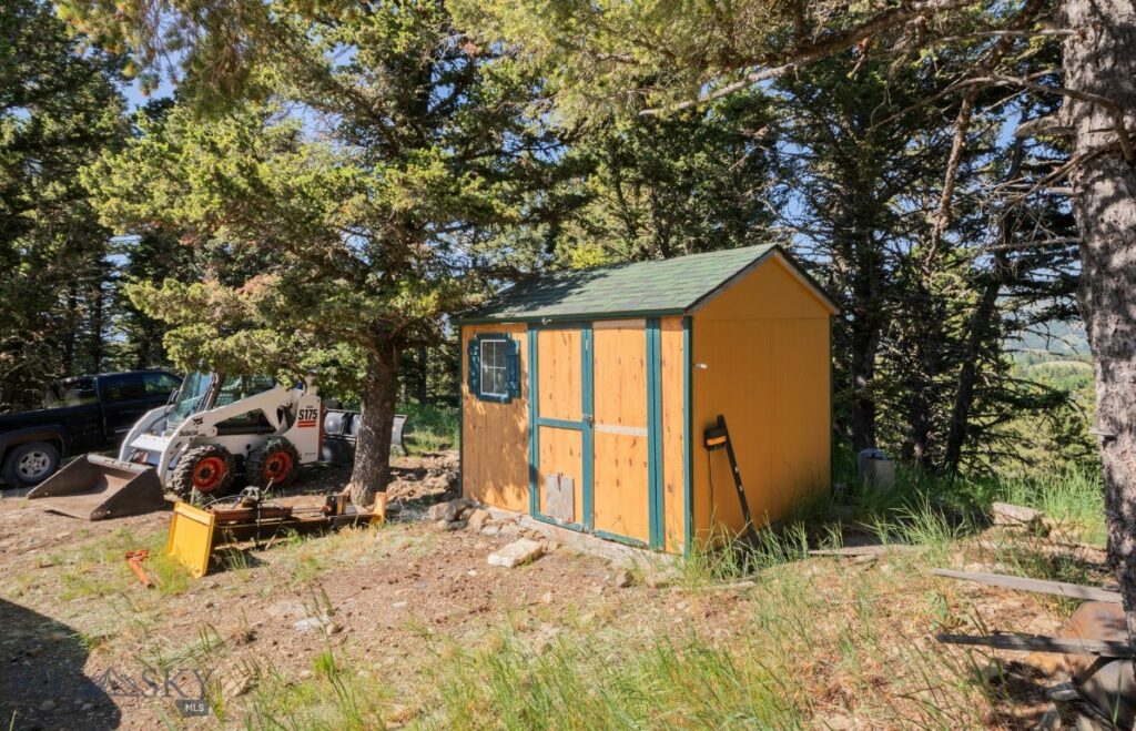 1062 Johnny Martinez Trail, Bozeman MT 59715
