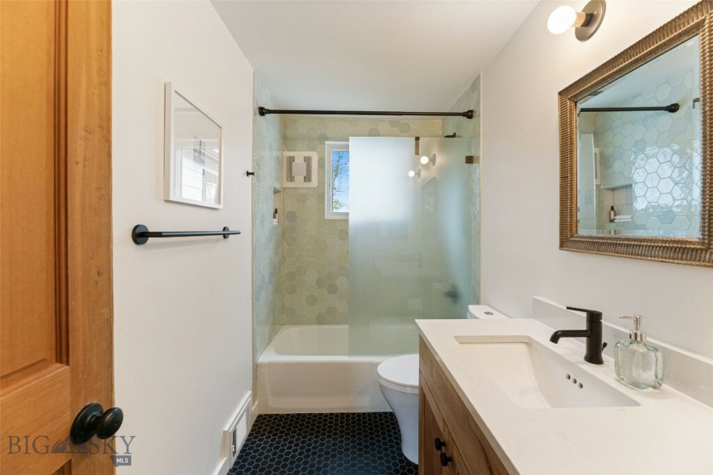 10697 Kelly Canyon Road, Bozeman MT 59715