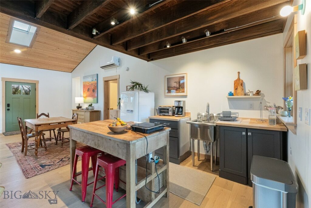 10697 Kelly Canyon Road, Bozeman MT 59715