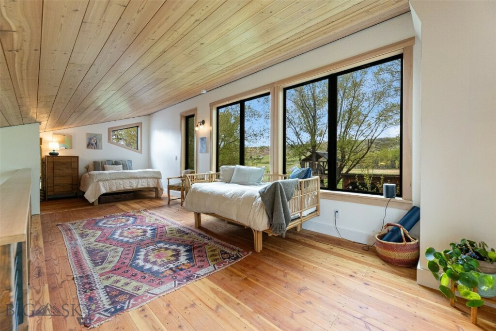 10697 Kelly Canyon Road, Bozeman MT 59715