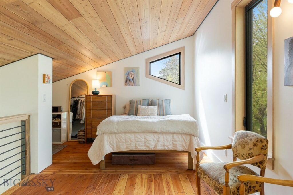 10697 Kelly Canyon Road, Bozeman MT 59715