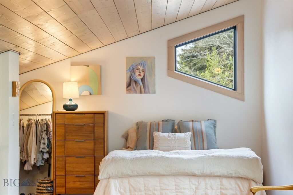10697 Kelly Canyon Road, Bozeman MT 59715