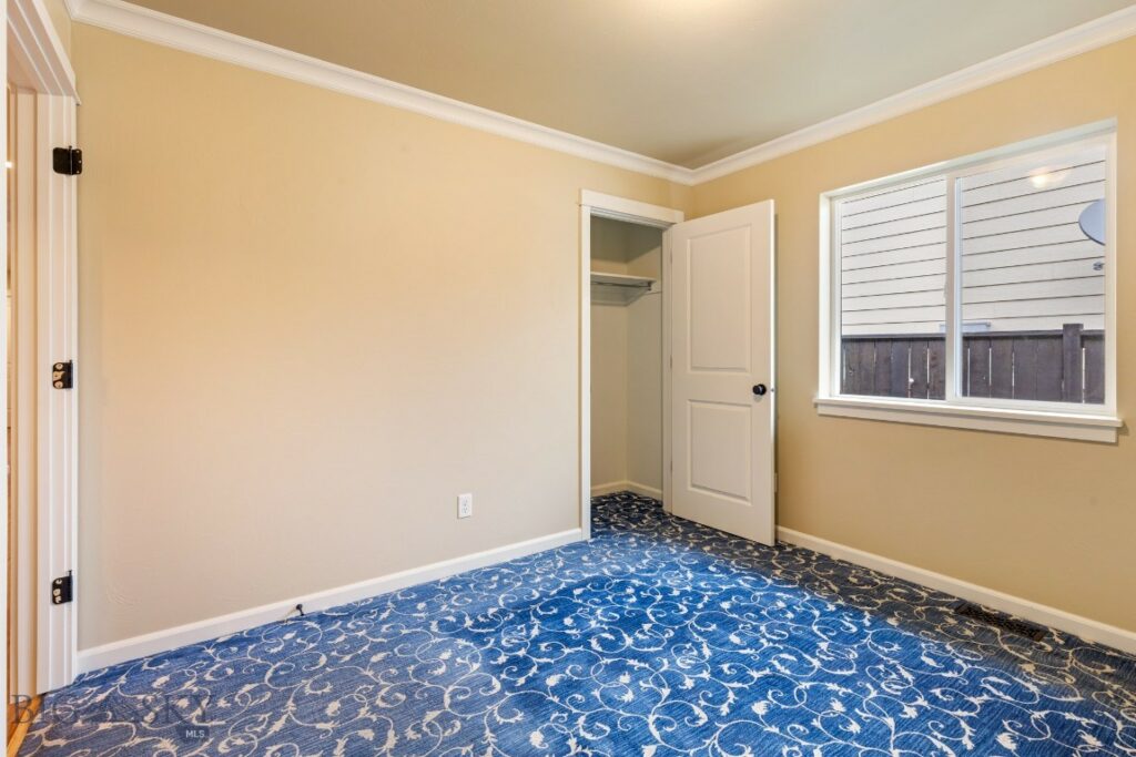 1086 Twin Lakes Avenue, Bozeman MT 59718