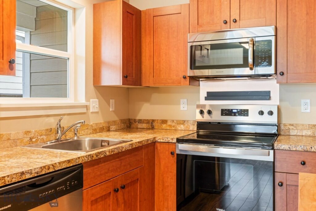 1086 Twin Lakes Avenue, Bozeman MT 59718