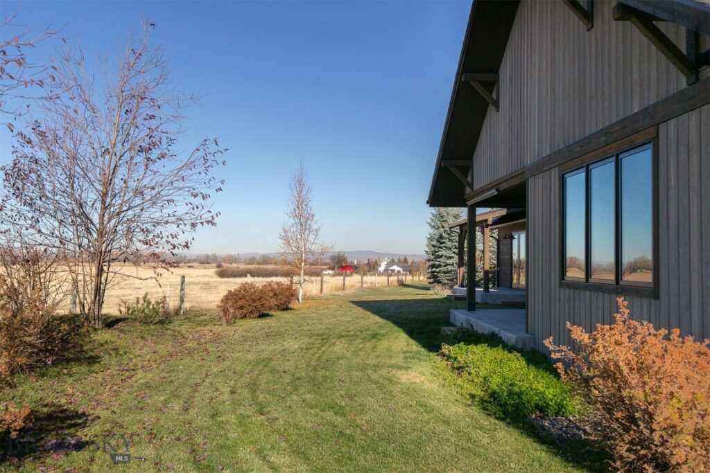 1089 Black Bull Trail, Bozeman MT 59718