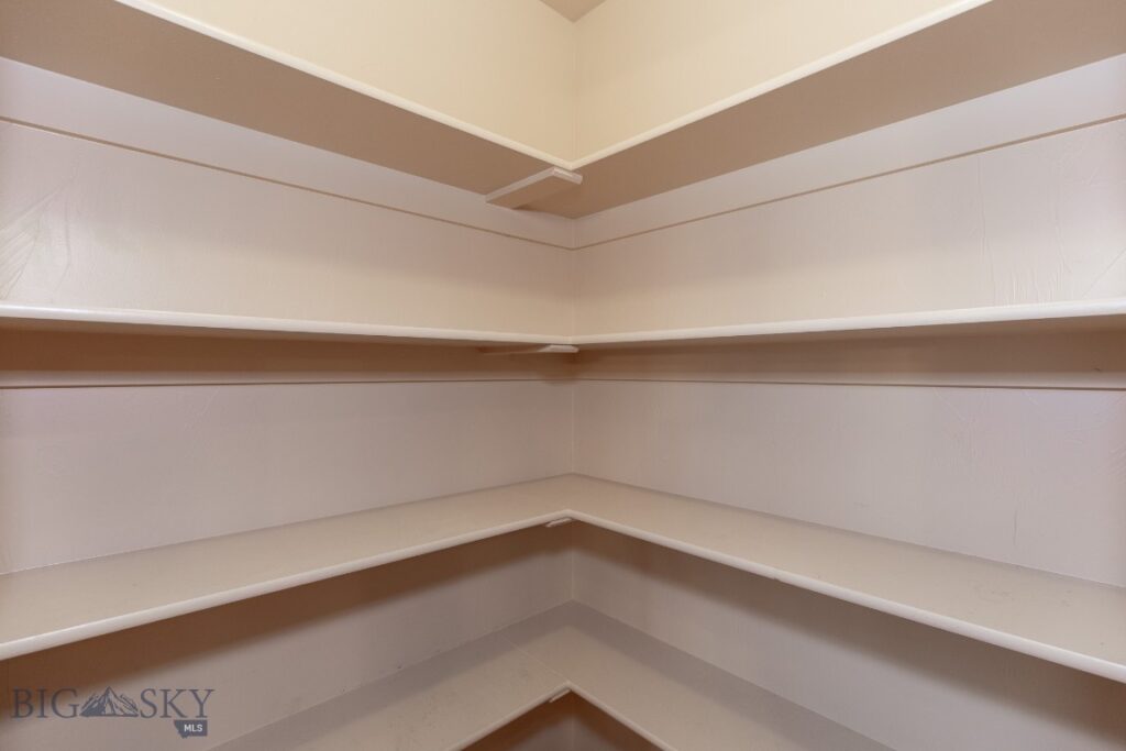 1095 Cottonwood Road, Bozeman MT 59718