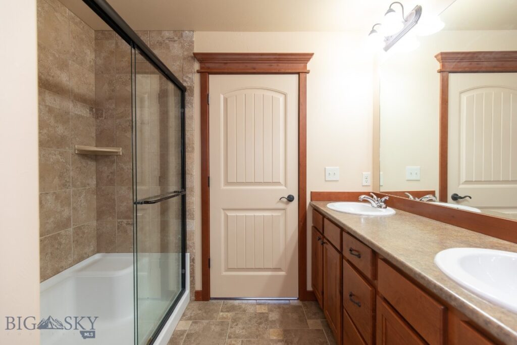 1095 Cottonwood Road, Bozeman MT 59718