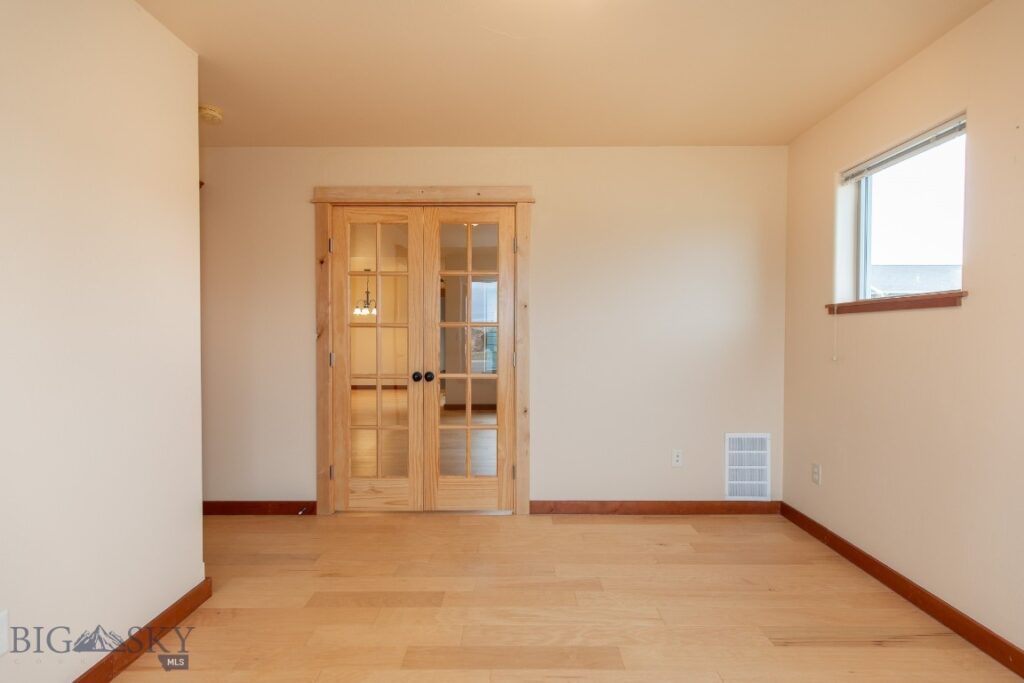 1095 Cottonwood Road, Bozeman MT 59718