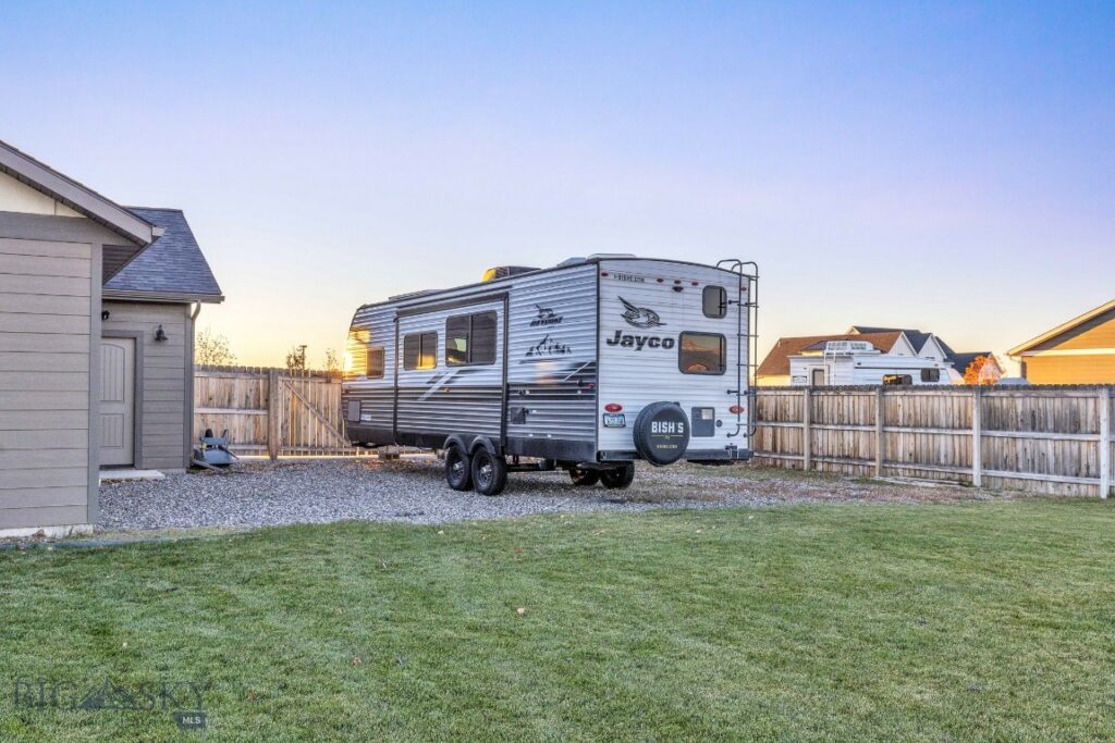 1097 Stewart Loop, Bozeman MT 59718