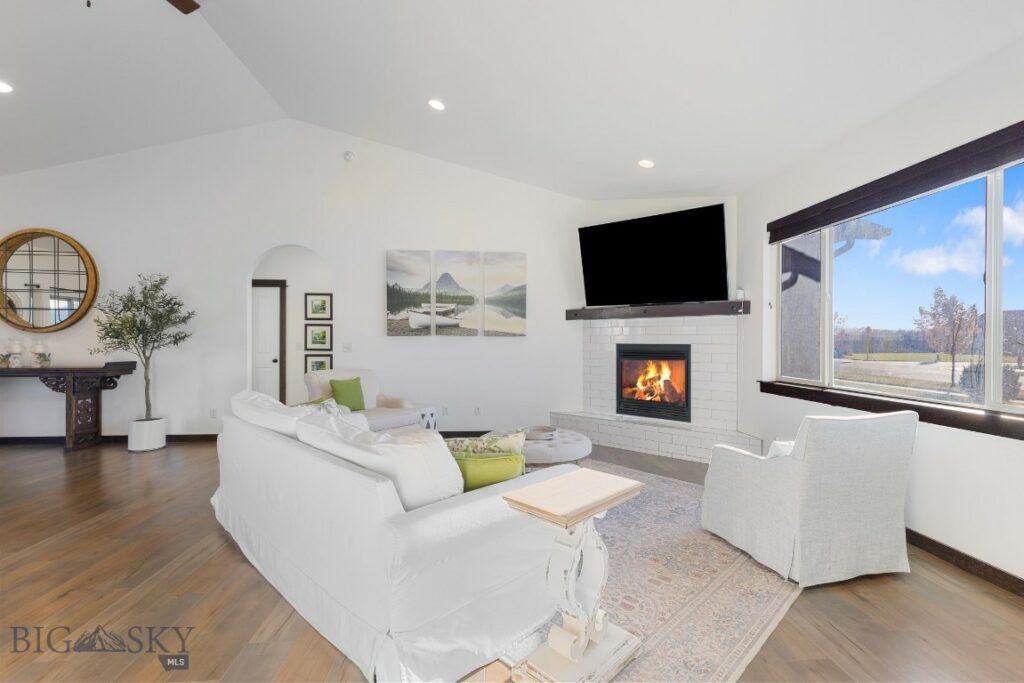 1097 Stewart Loop, Bozeman MT 59718