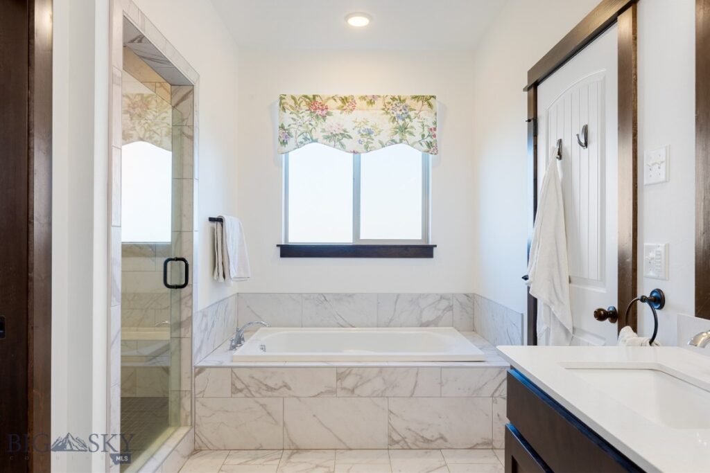 1097 Stewart Loop, Bozeman MT 59718