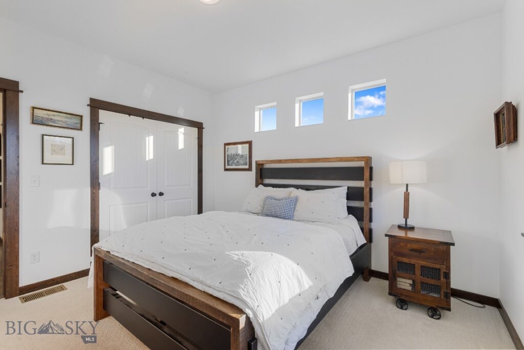 1097 Stewart Loop, Bozeman MT 59718