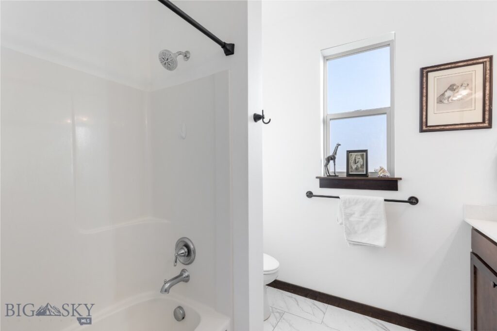 1097 Stewart Loop, Bozeman MT 59718