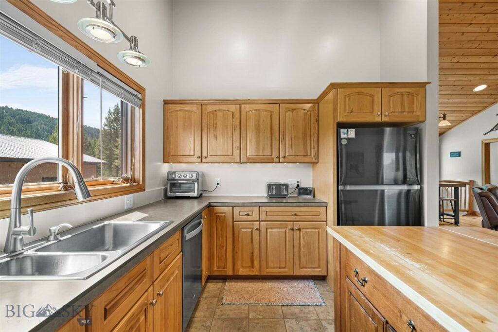 1099 Winchester, Bozeman MT 59715