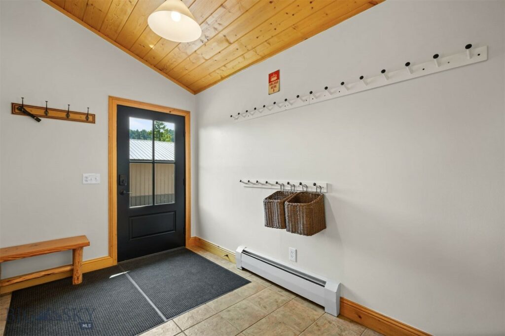 1099 Winchester, Bozeman MT 59715