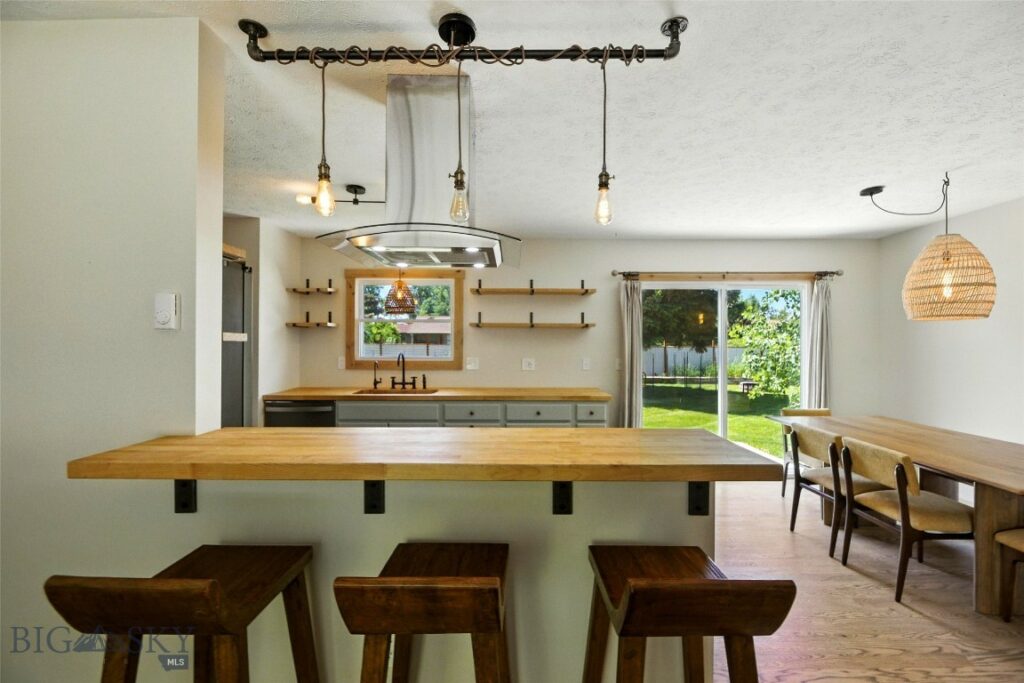 11 N Yellowstone Avenue, Bozeman MT 59718