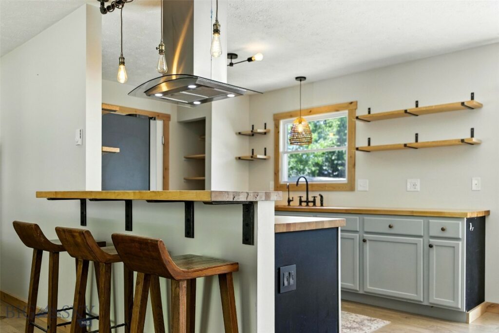 11 N Yellowstone Avenue, Bozeman MT 59718