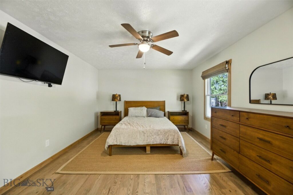 11 N Yellowstone Avenue, Bozeman MT 59718