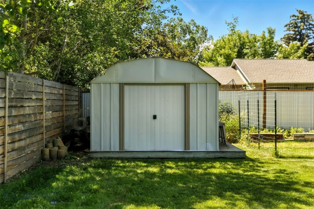 11 N Yellowstone Avenue, Bozeman MT 59718