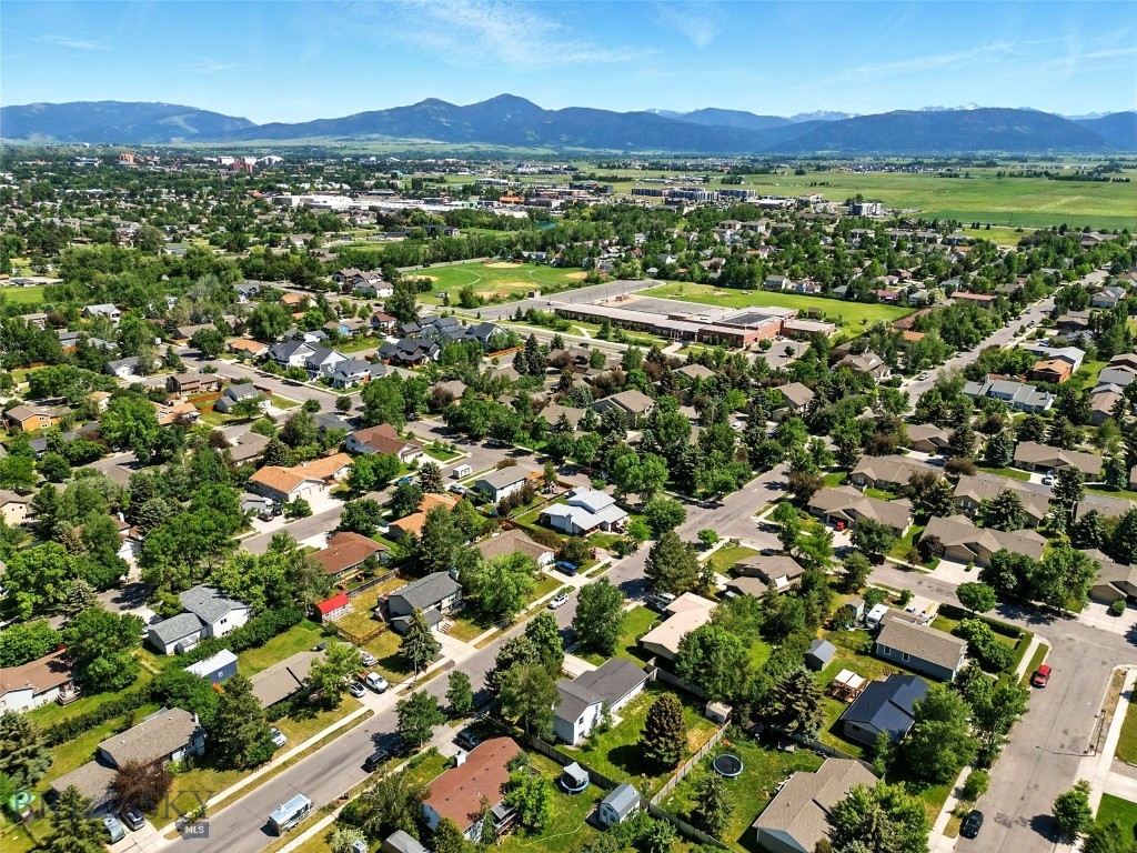 11 N Yellowstone Avenue, Bozeman MT 59718