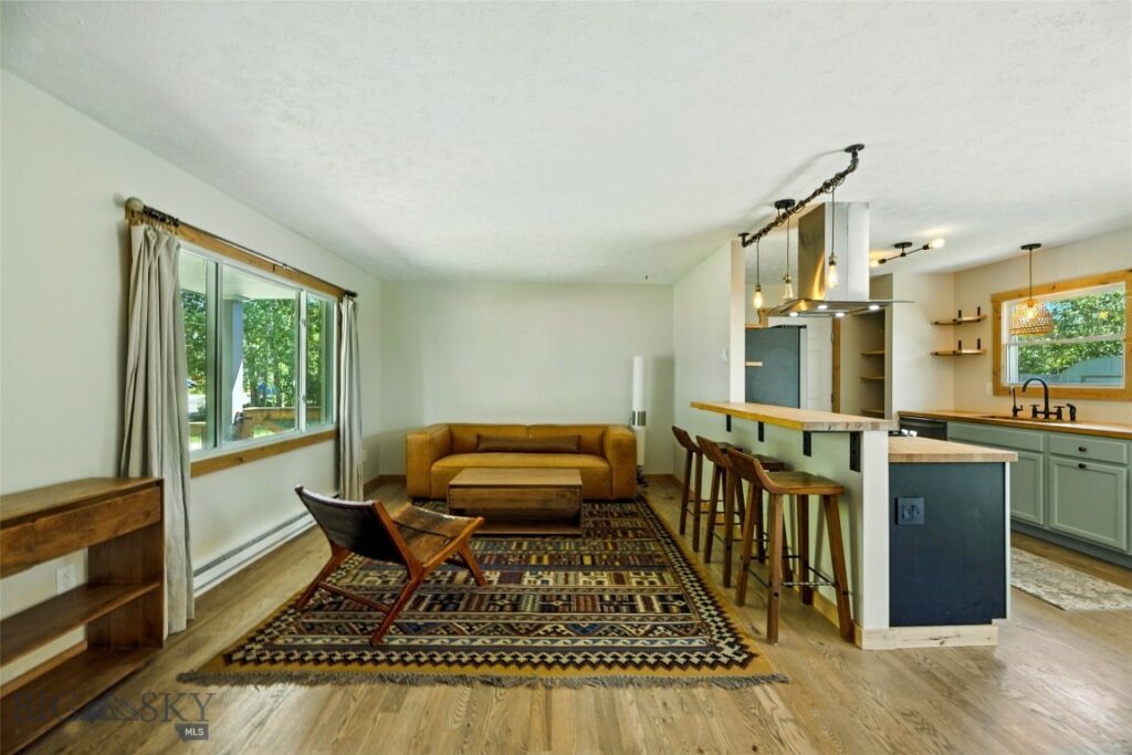 11 N Yellowstone Avenue, Bozeman MT 59718