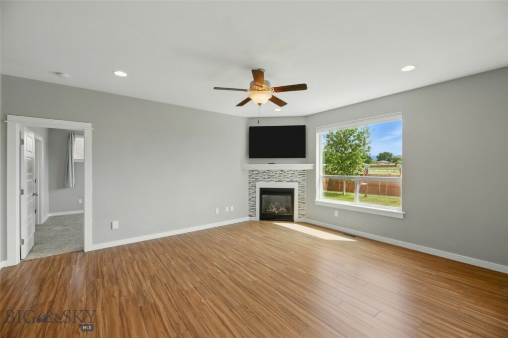 110 Ramshorn Peak Ln, Bozeman MT 59718