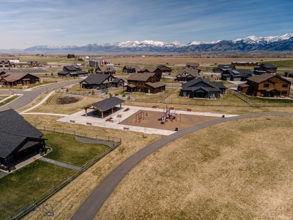 111 White Horse Loop, Bozeman MT 59718
