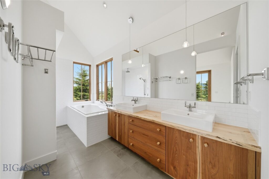 1111 Upper Tom Burke, Bozeman MT 59730