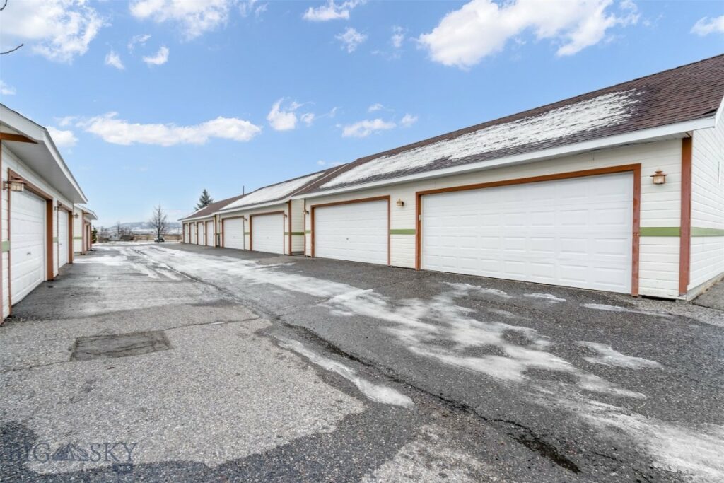 1112 Longbow Lane, Bozeman MT 59718