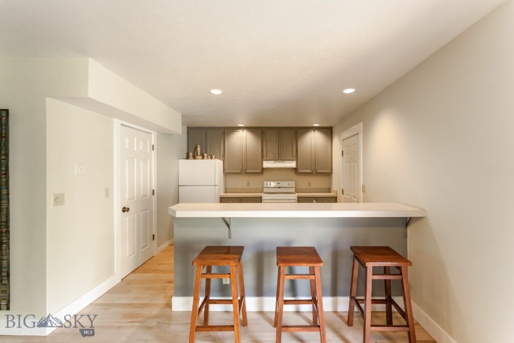 112 E College Street, Bozeman MT 59715