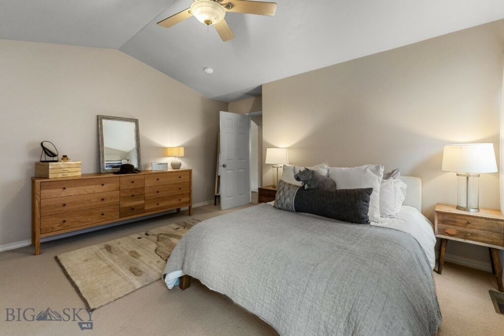 1142 New Holland, Bozeman MT 59718