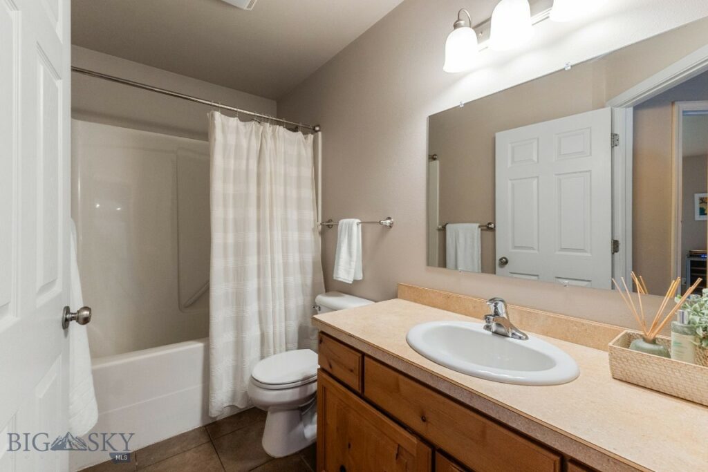 1142 New Holland, Bozeman MT 59718