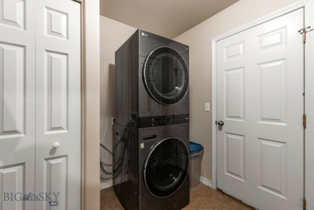 1142 New Holland, Bozeman MT 59718