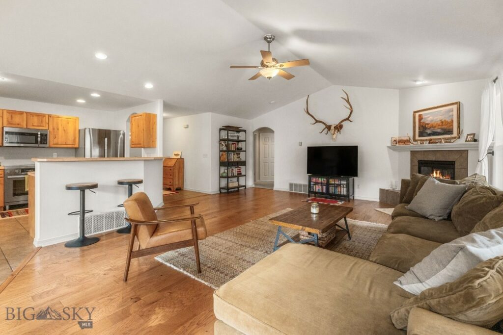 1142 New Holland, Bozeman MT 59718